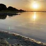 Achthoek78, Rustige Ligging Minuten Van Het Strand